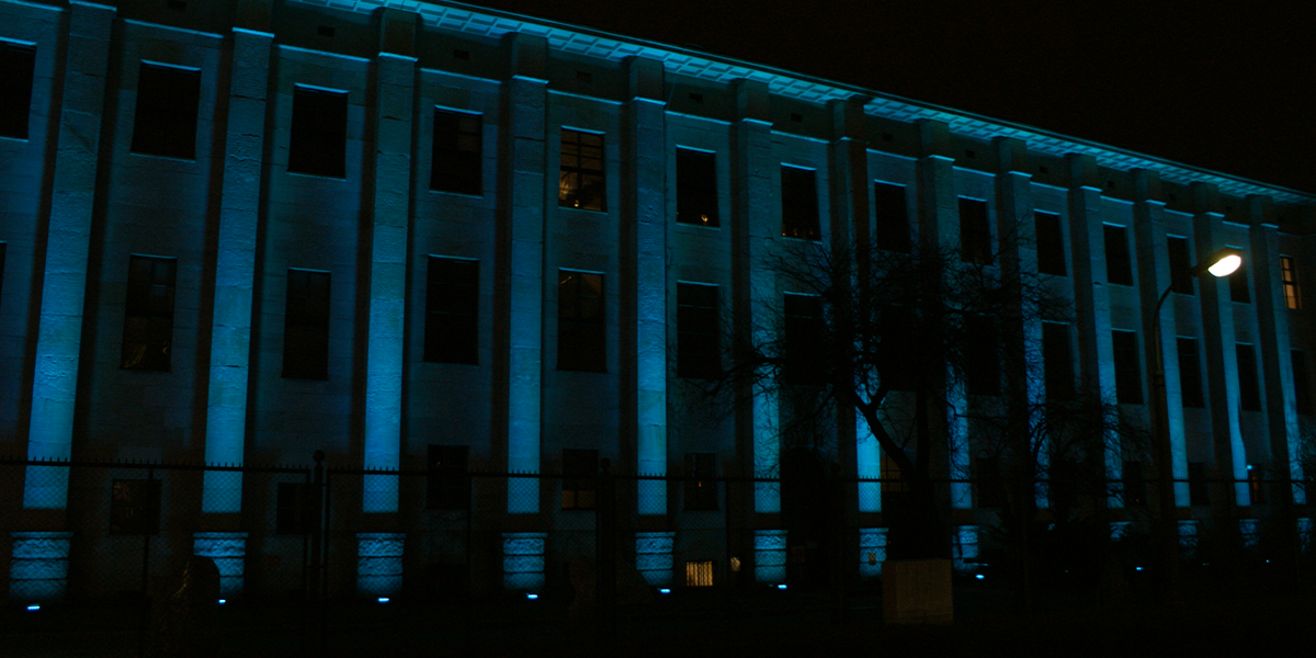 Illumination of the National Museum in Warsaw - mnaktualnoci2.png