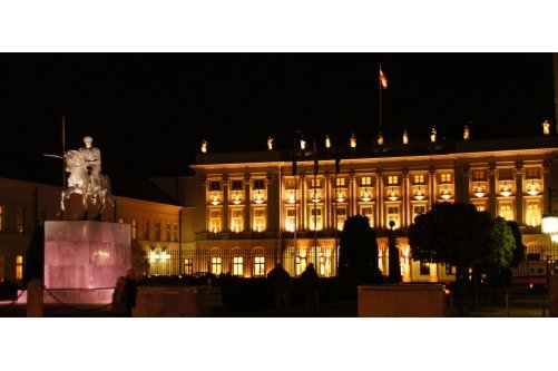 Iluminacja Pałacu Prezydenckiego