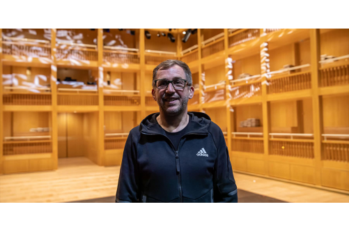 Shakespeare Theatre Gdansk Invests in Robe T1 Profiles