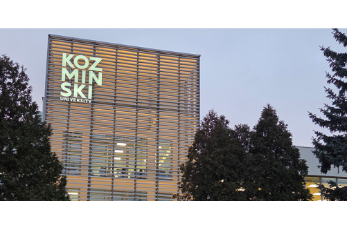 Iluminacja Akademii Leona Koźmińskiego