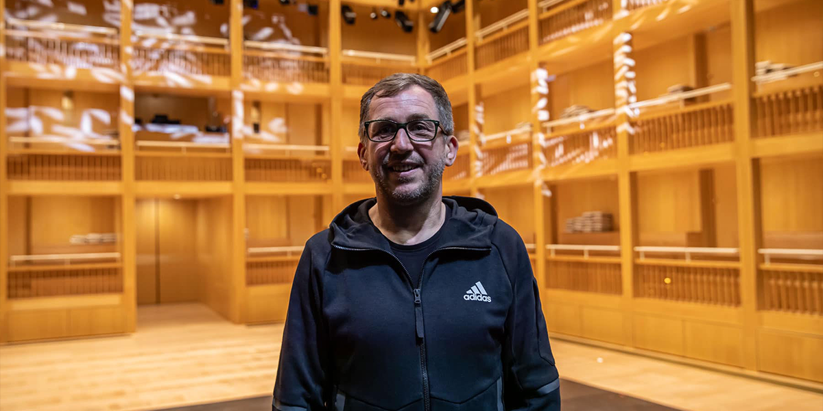 Shakespeare Theatre Gdansk Invests in Robe T1 Profiles - jzef_leoniuk_szekspirowski.png