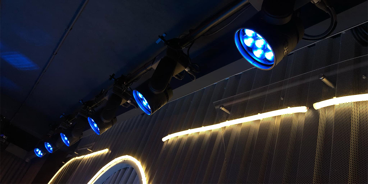 Cepelia in a new guise - flagship Empik lights up the cultural map of Warsaw - empik_cepelia_aktualnosci_prolight2.png
