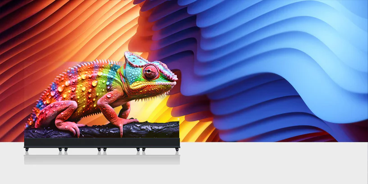 Muxwave Transparent LED Kiosk - transparent LED screen with WOW effect - muxwavetrasparentledsreen.png