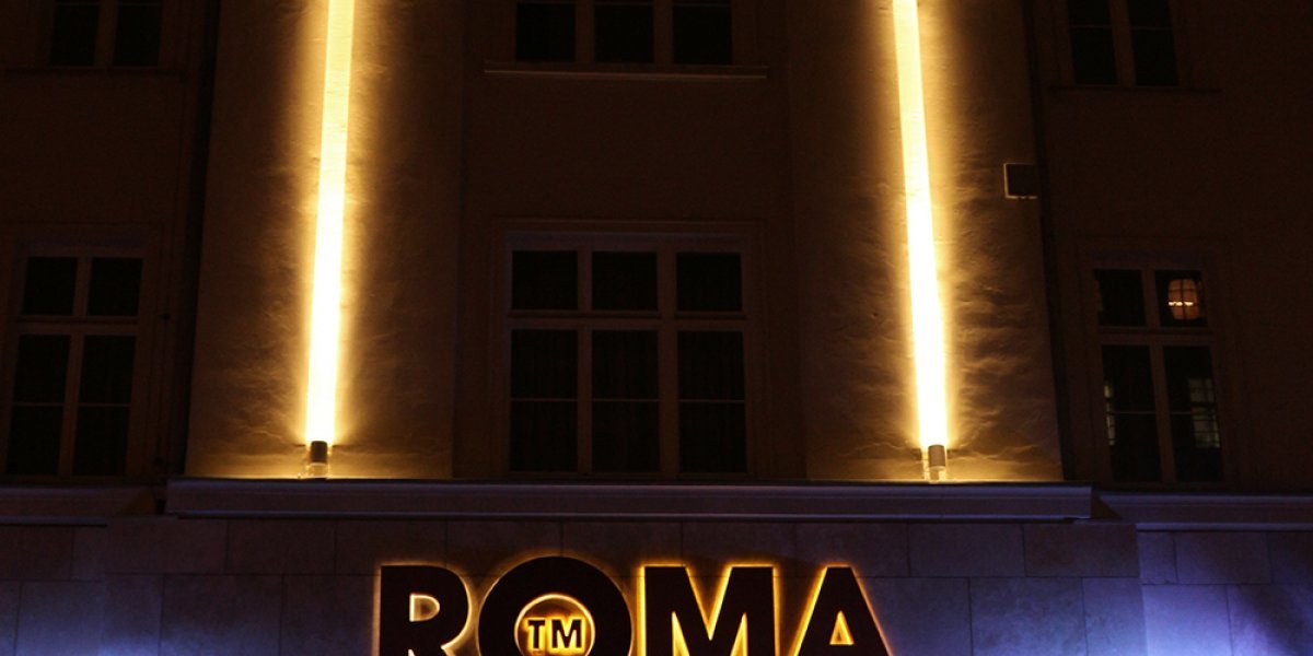 Roma Musical Theatre - oswietlenie_fasady_teatru_roma_przez_prolight_3.jpg