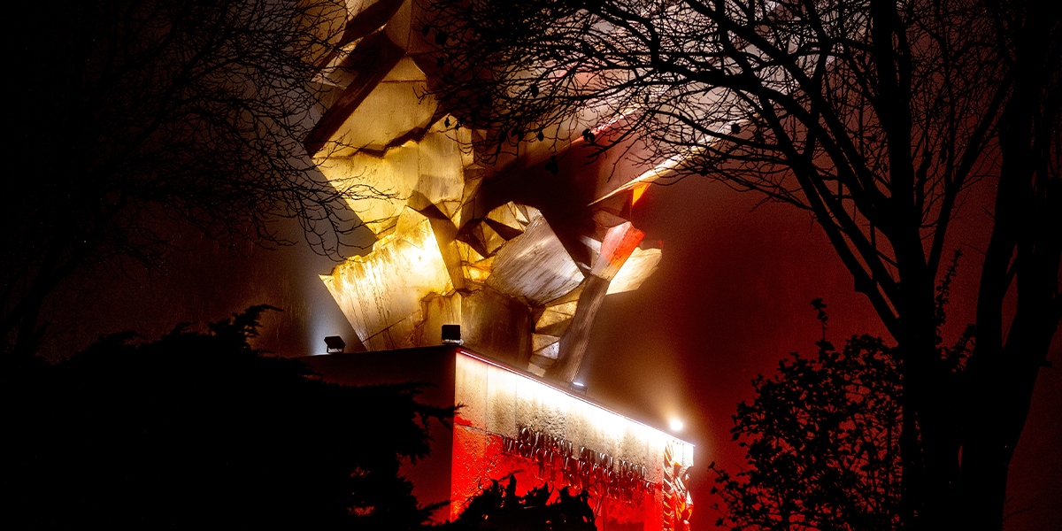 Pomnik Lotników Polskich - pomnik_lotnikow_polskich_warka_aktualnosci_prolight_1.png